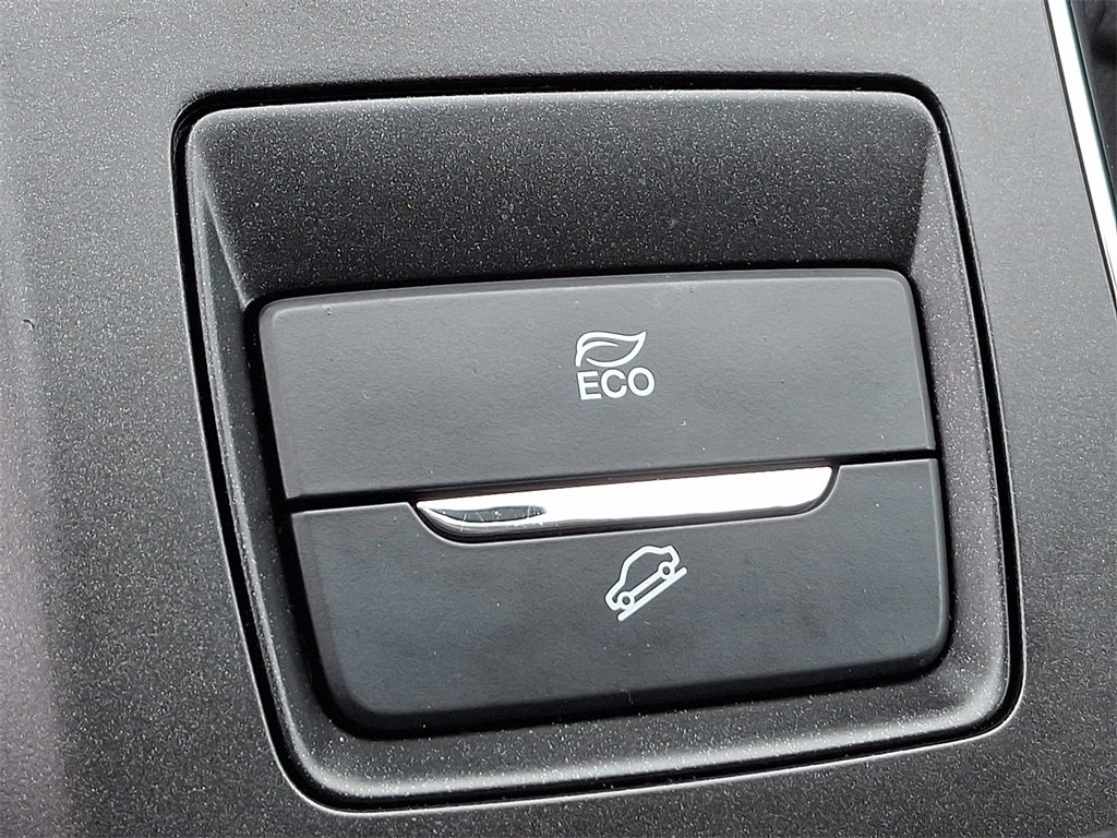 Certified 2018 Ford Fusion S image 24