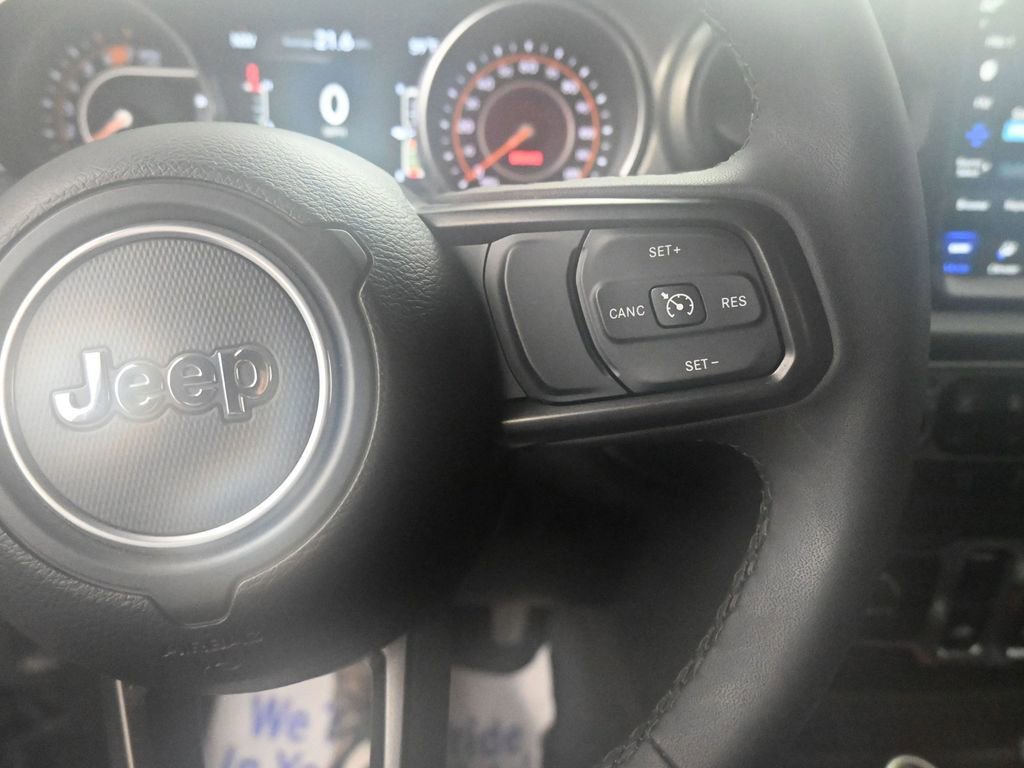 Used 2023 Jeep Wrangler Sport S image 39