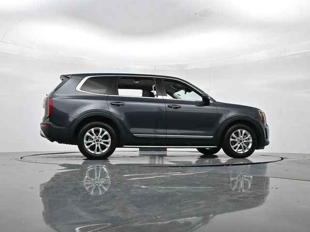 Used 2022 Kia Telluride LX AWD/4WD image 35