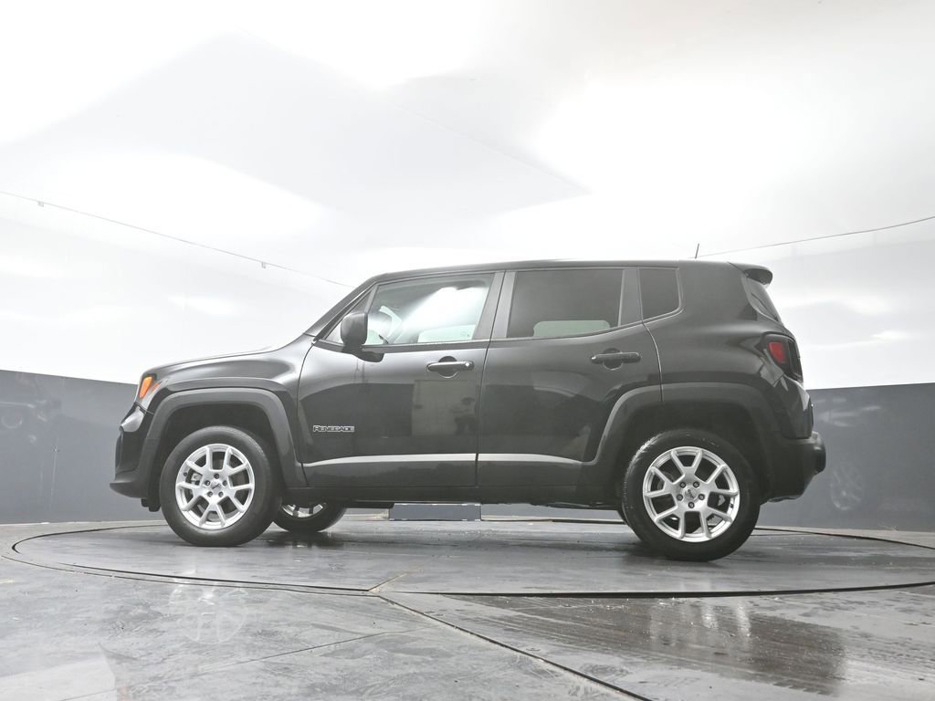 Used 2023 Jeep Renegade Latitude image 51
