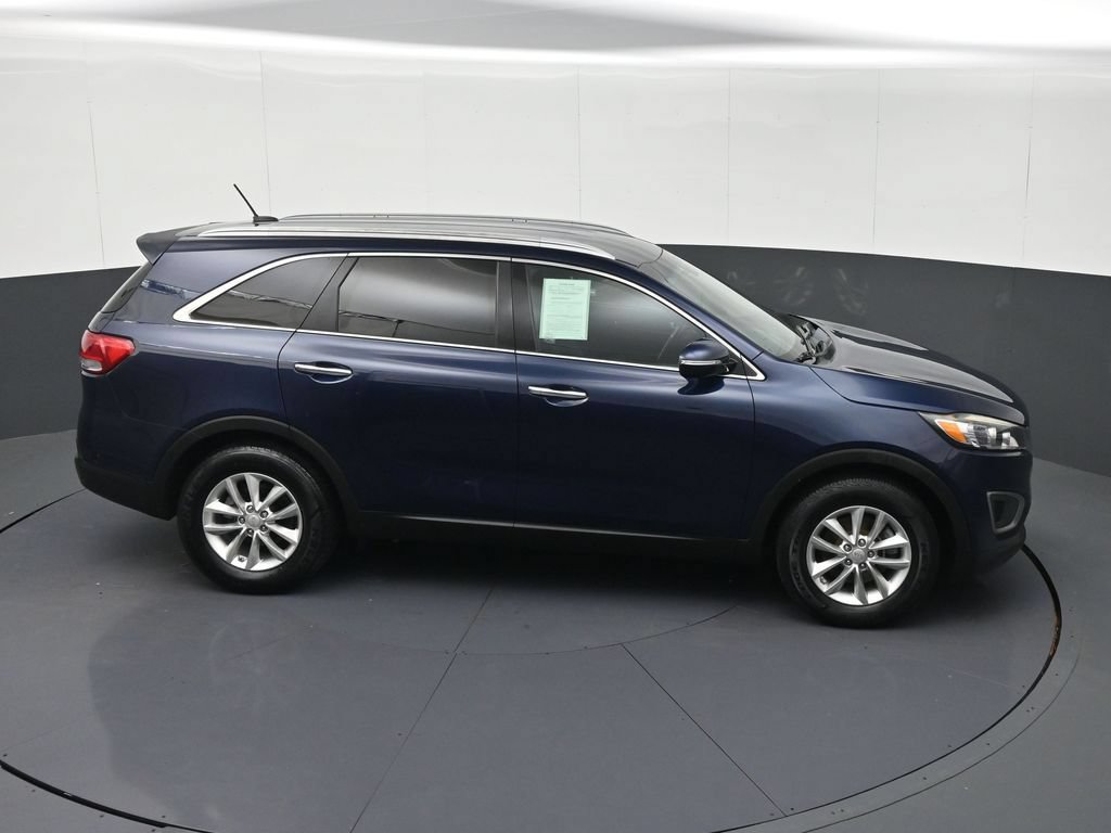 Used 2016 Kia Sorento FWD image 26