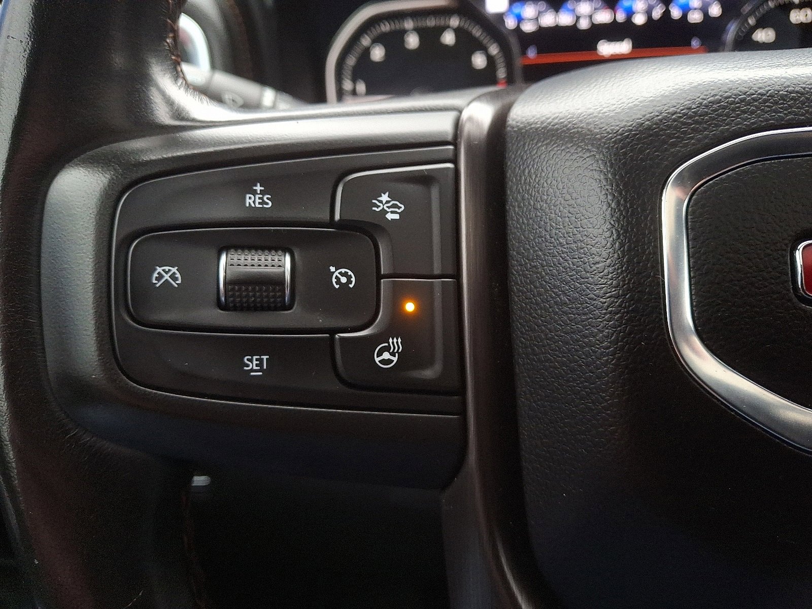 Used 2020 GMC Sierra 2500 AT4 w/ AT4 Premium Package image 23