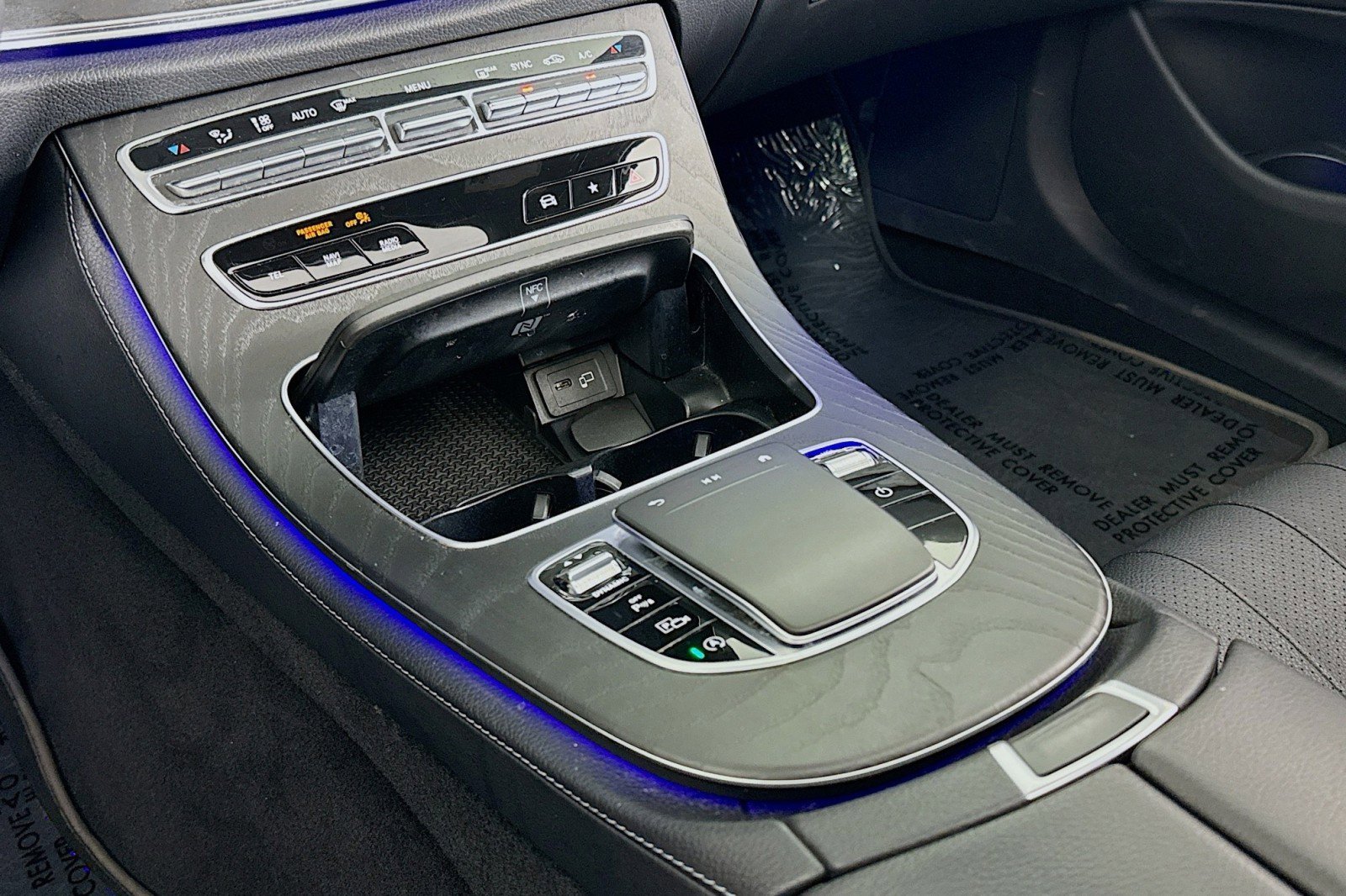 Used 2022 Mercedes-Benz E 350 4MATIC Sedan image 6