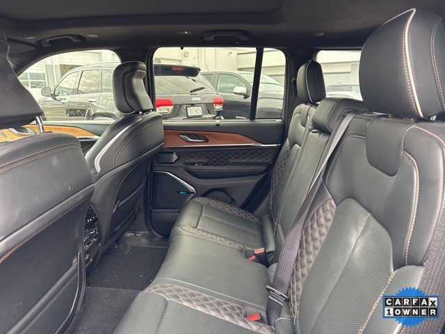 Used 2022 Jeep Grand Cherokee Summit image 10