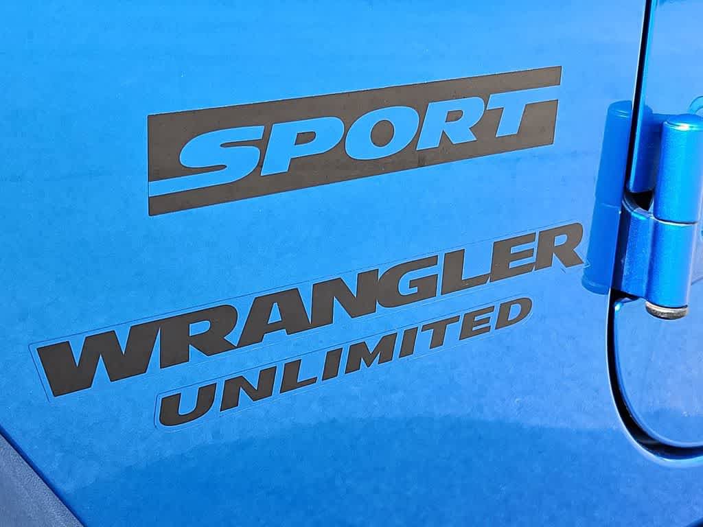 Used 2015 Jeep Wrangler Unlimited Sport w/ Quick Order Package 24S AWD/4WD image 13