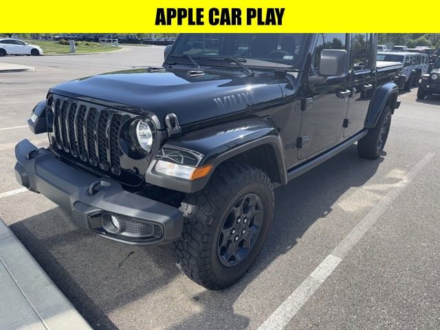 Used 2023 Jeep Gladiator Willys AWD/4WD image 2