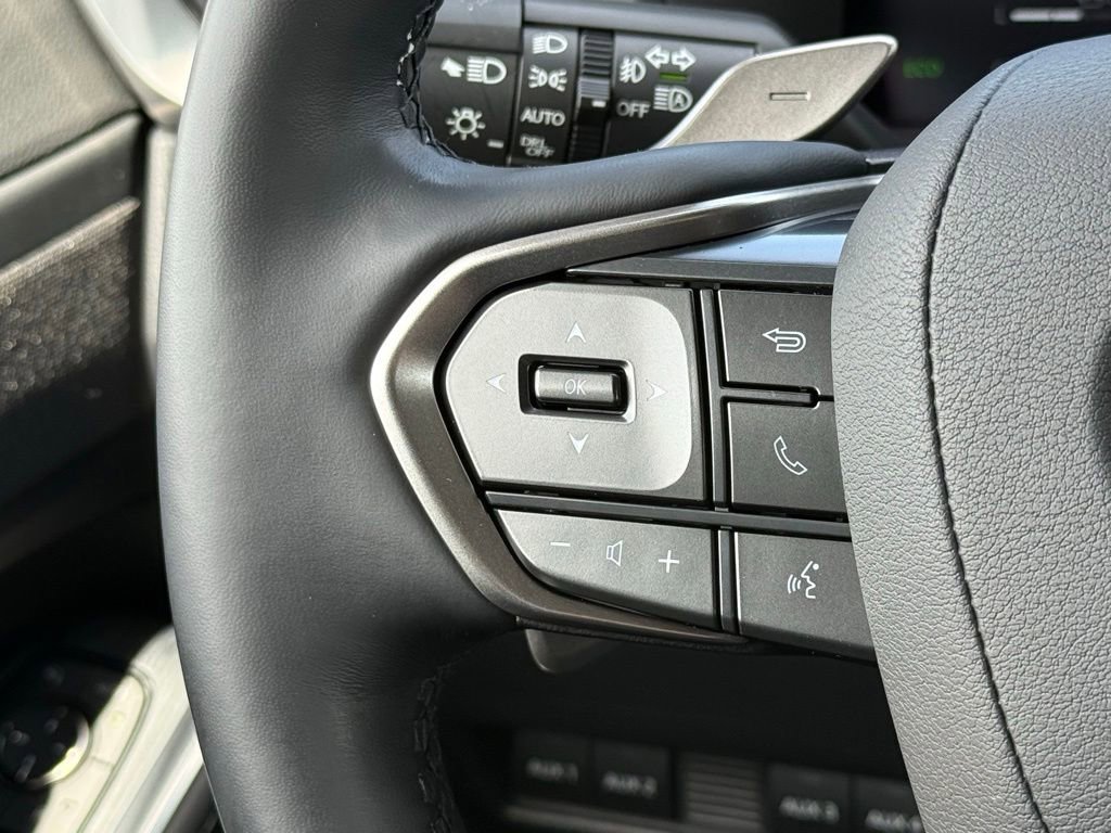 Used 2025 Lexus GX 550 w/ Accessory Package (32) AWD/4WD image 23