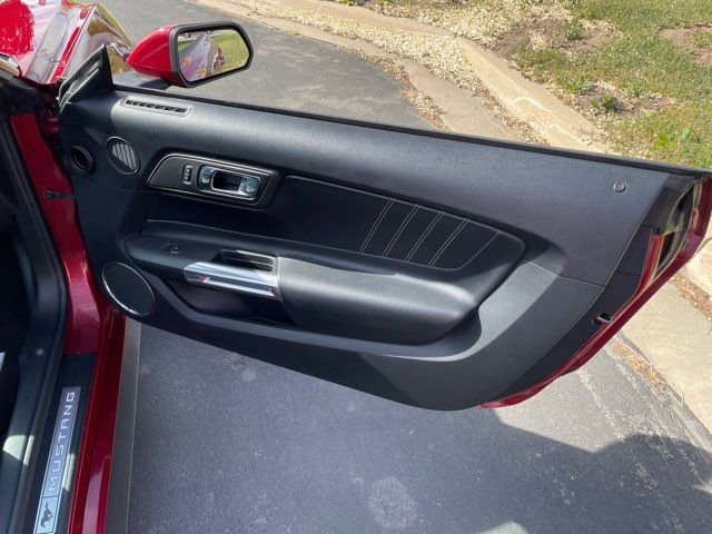 Used 2016 Ford Mustang Premium w/ Ecoboost Performance Package image 19