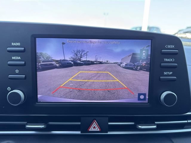 Used 2022 Hyundai Elantra SEL image 24