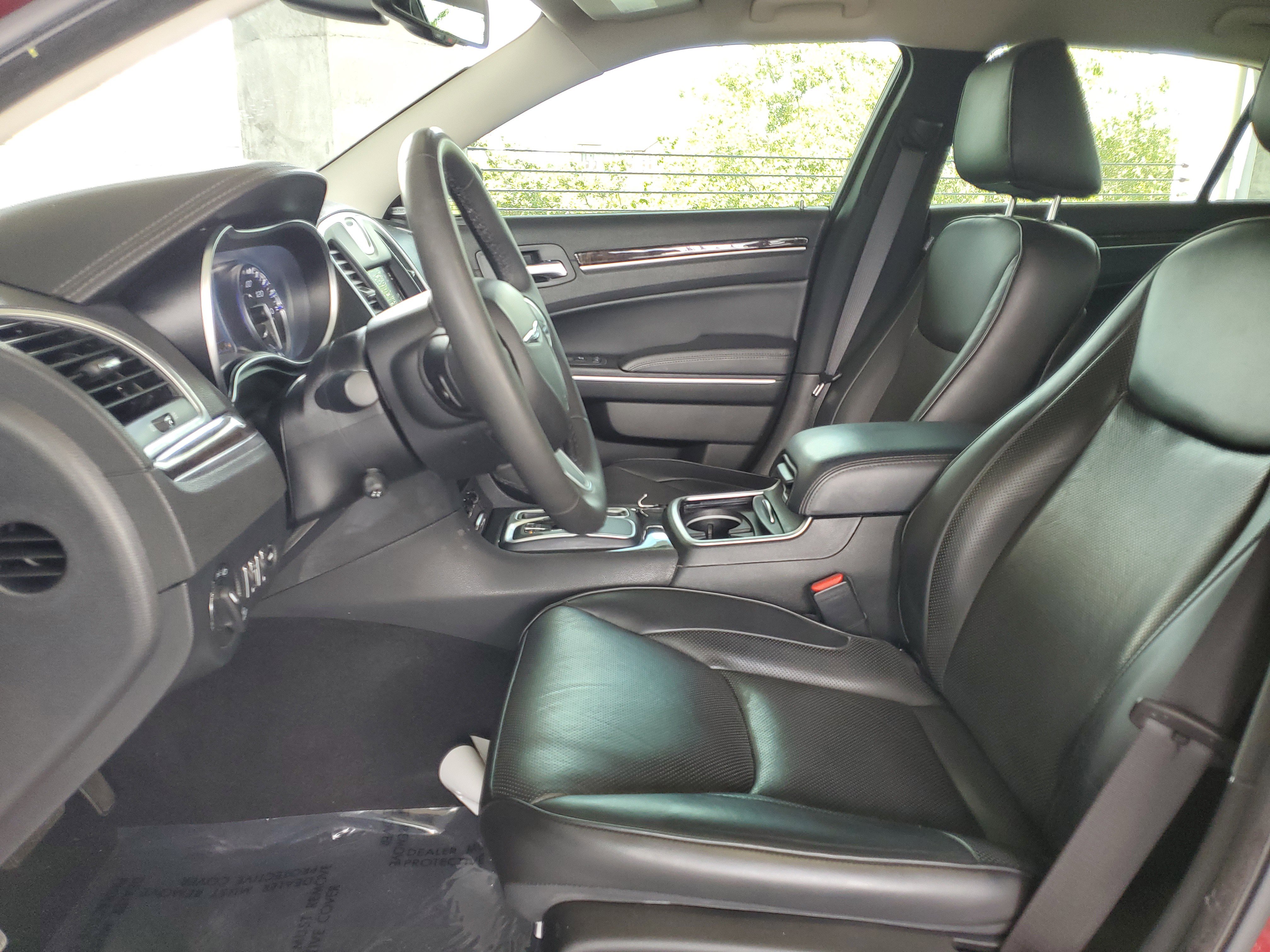Certified 2023 Chrysler 300 Touring L w/ Comfort Group RWD image 18