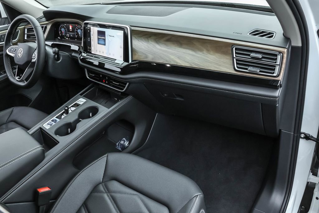 New 2026 Volkswagen Atlas SE image 39