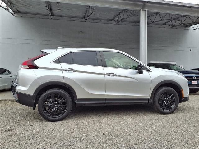 Used 2024 Mitsubishi Eclipse Cross LE AWD/4WD image 22