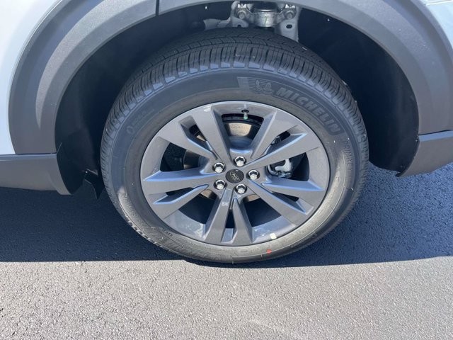 New 2026 Ford Explorer Active w/ Active Comfort Package AWD/4WD image 8