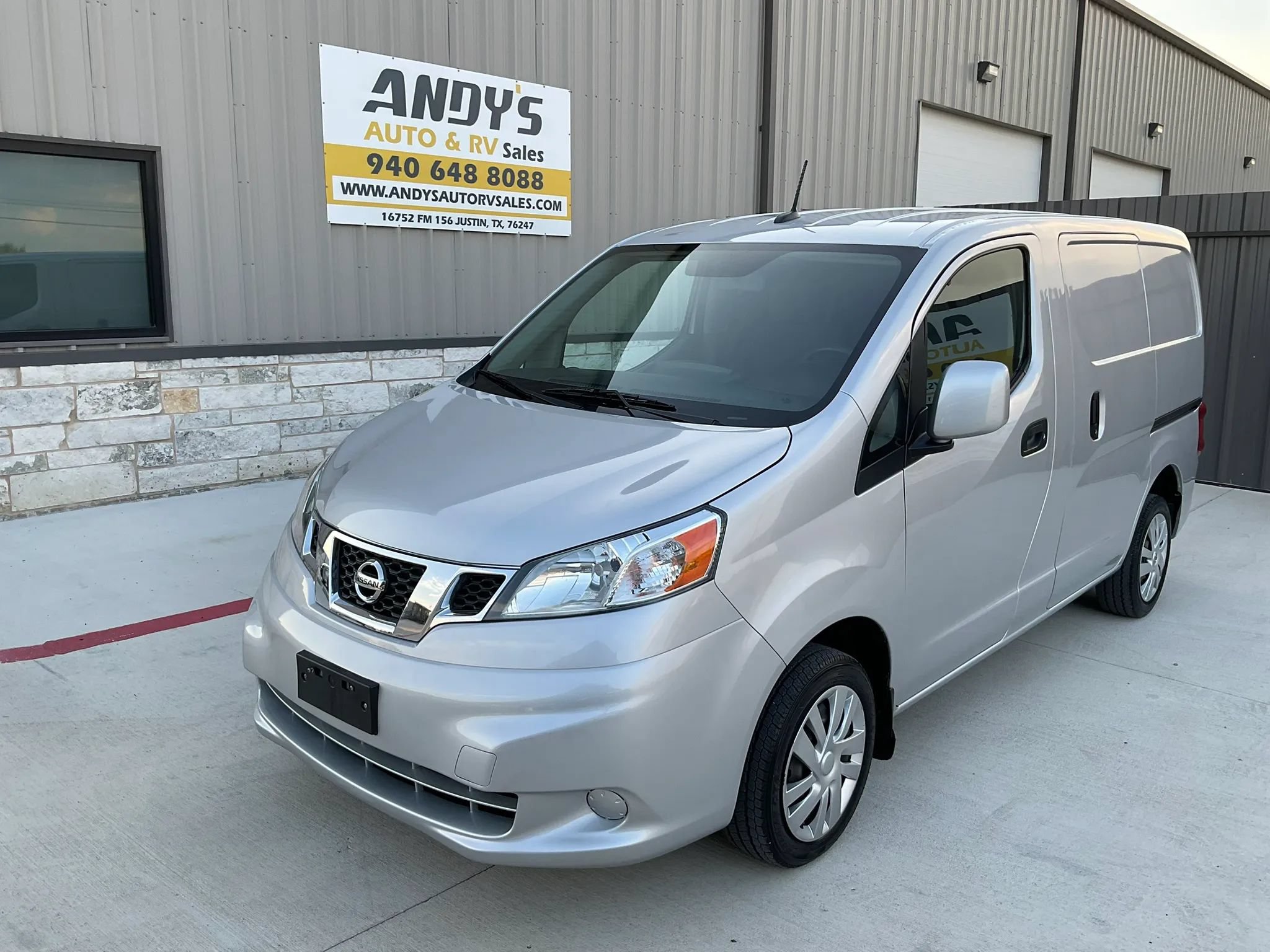 Used 2020 Nissan NV200 SV FWD image 5