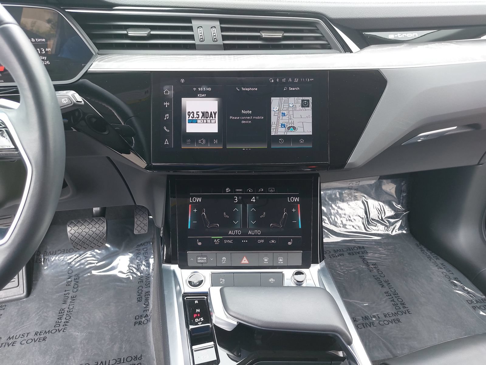 Used 2024 Audi Q8 e-tron Premium AWD/4WD image 21
