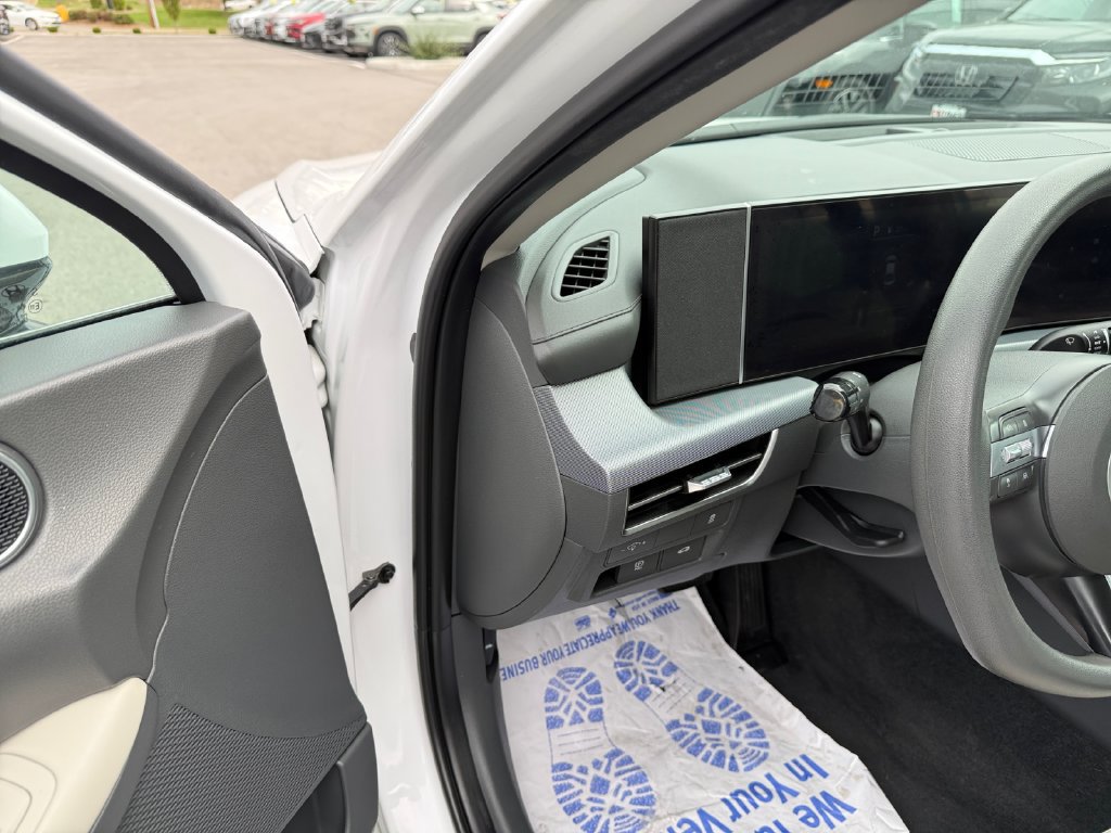 Used 2025 Hyundai Sonata SEL FWD image 15