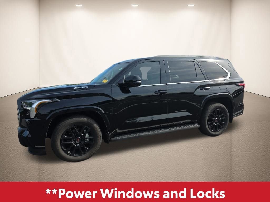 Used 2024 Toyota Sequoia SR5 w/ SR5 Premium Package AWD/4WD image 13