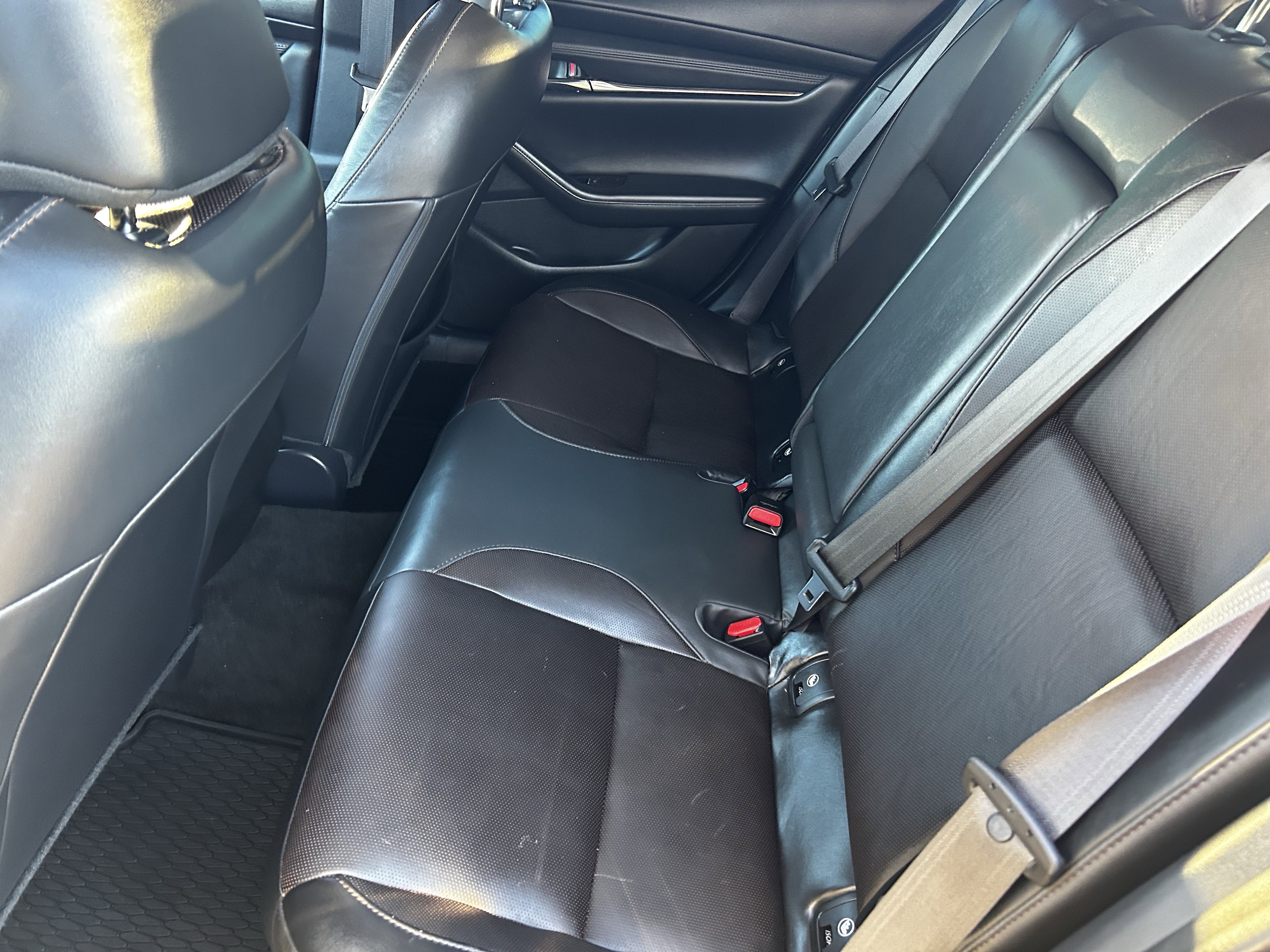 Used 2023 MAZDA MAZDA3 s image 16