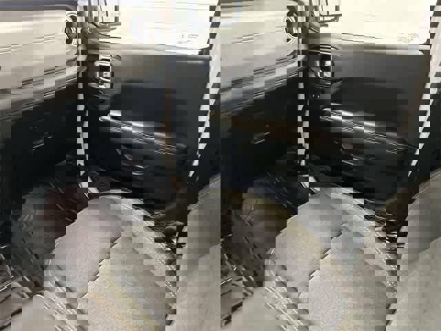 Used 2024 Jeep Wrangler Sahara image 13