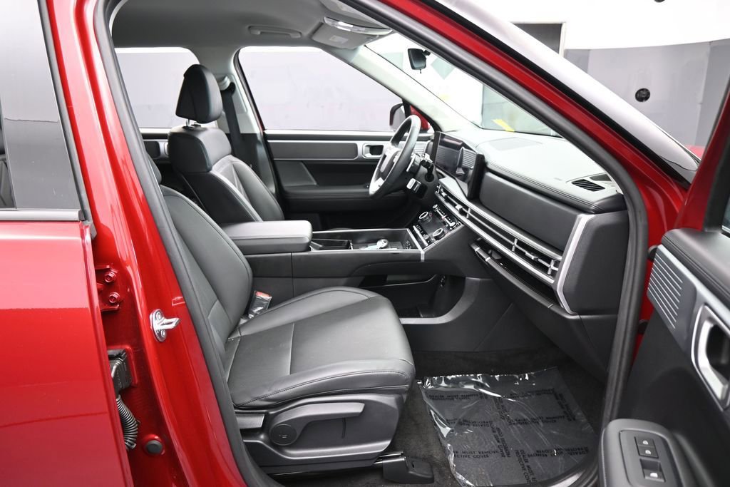 Used 2025 Hyundai Santa Fe SEL FWD image 42