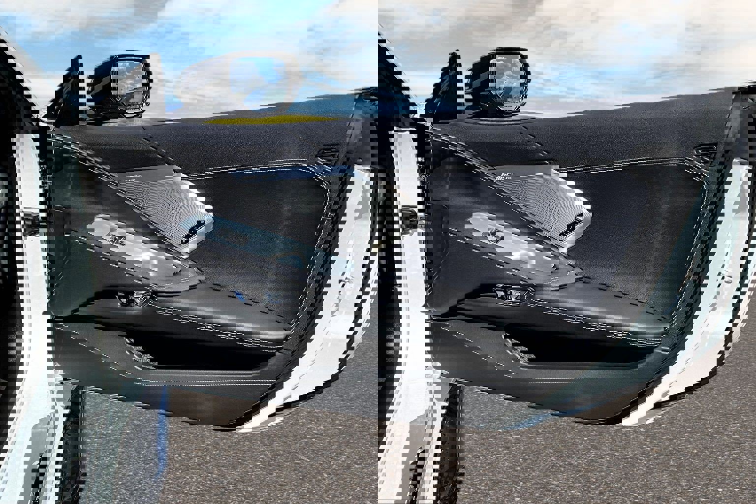 Used 2023 Chevrolet Corvette Z06 image 17