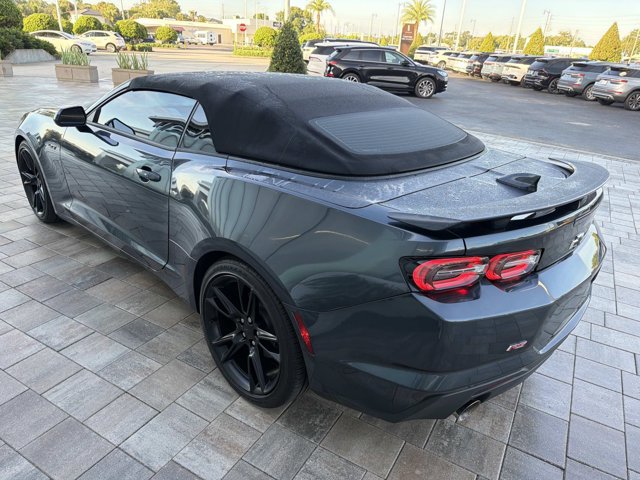Used 2021 Chevrolet Camaro LT w/ RS Package RWD image 4