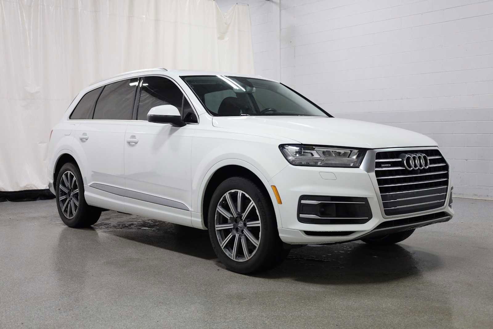 Used 2017 Audi Q7 3.0T Prestige AWD/4WD image 13