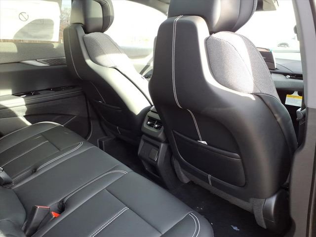 New 2026 Cadillac Optiq Sport 1 image 21