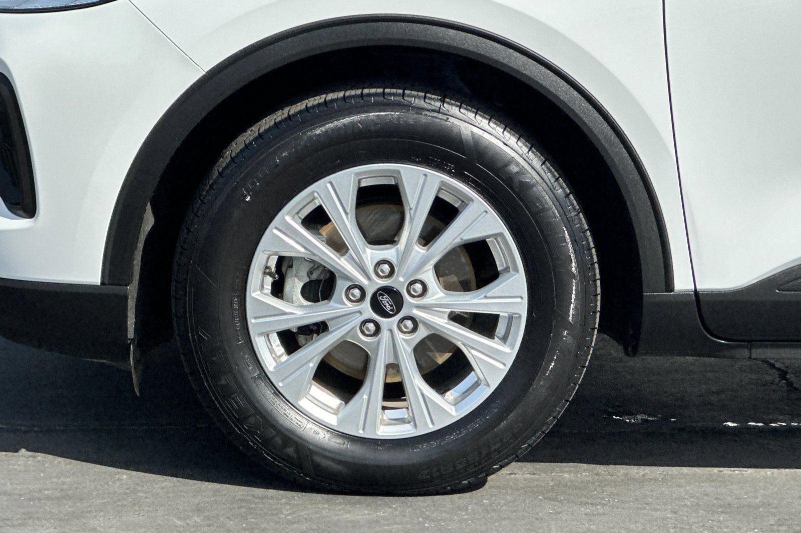Certified 2023 Ford Escape Active AWD/4WD image 28