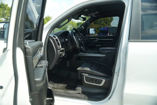Used 2023 RAM 1500 Laramie AWD/4WD image 14