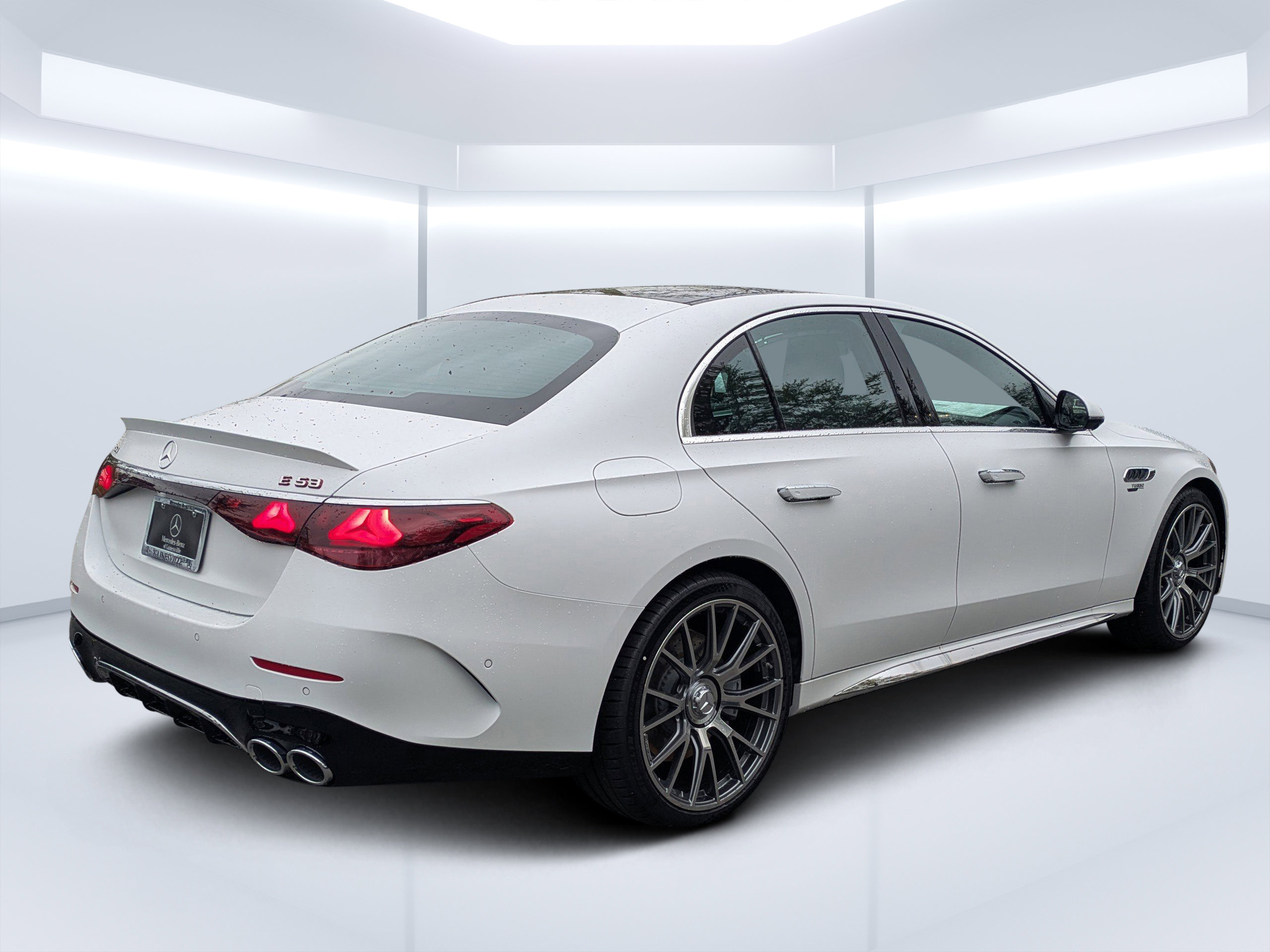 New 2026 Mercedes-Benz E 53 AMG e 4MATIC Sedan image 3