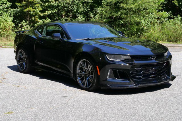 Used 2023 Chevrolet Camaro ZL1 image 4