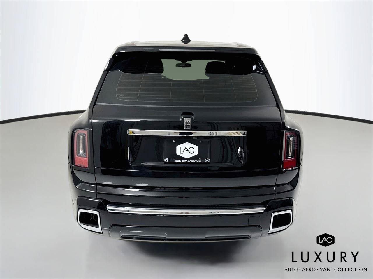 Used 2025 Rolls-Royce Cullinan AWD/4WD image 6