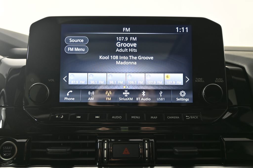 Used 2024 Nissan Pathfinder Platinum w/ Black Appearance Package AWD/4WD image 28