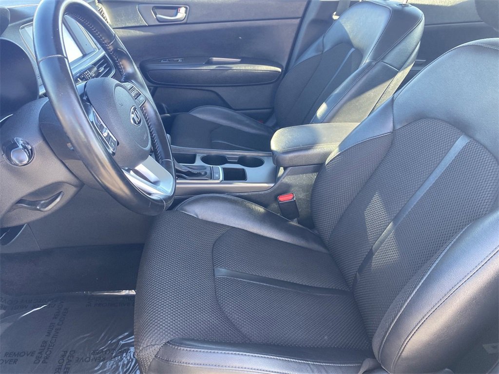 Used 2020 Kia Optima S image 19