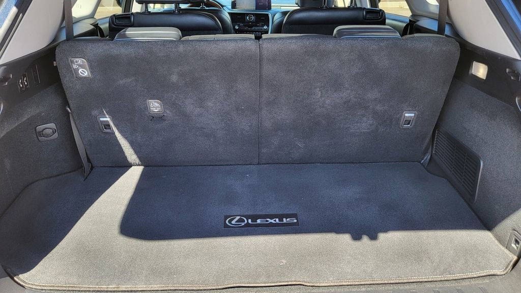 Used 2022 Lexus RX 350L FWD w/ Premium Package image 12