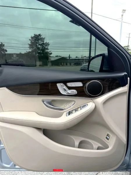 Used 2016 Mercedes-Benz GLC 300 image 20