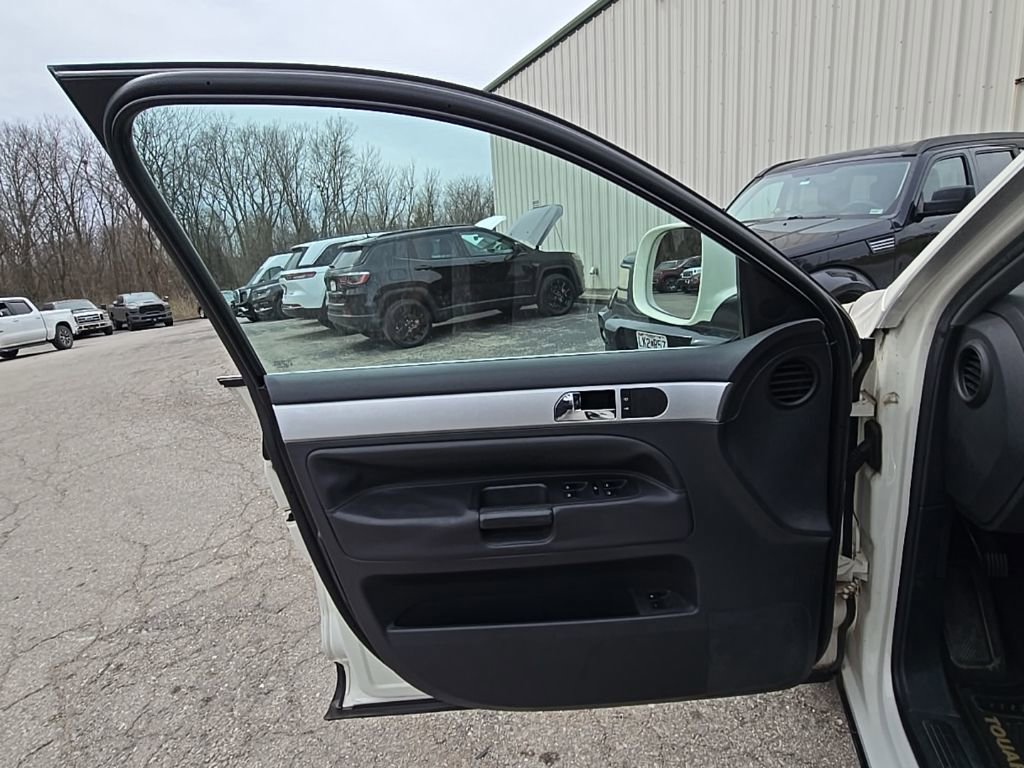Used 2008 Volkswagen Touareg VR6 image 19