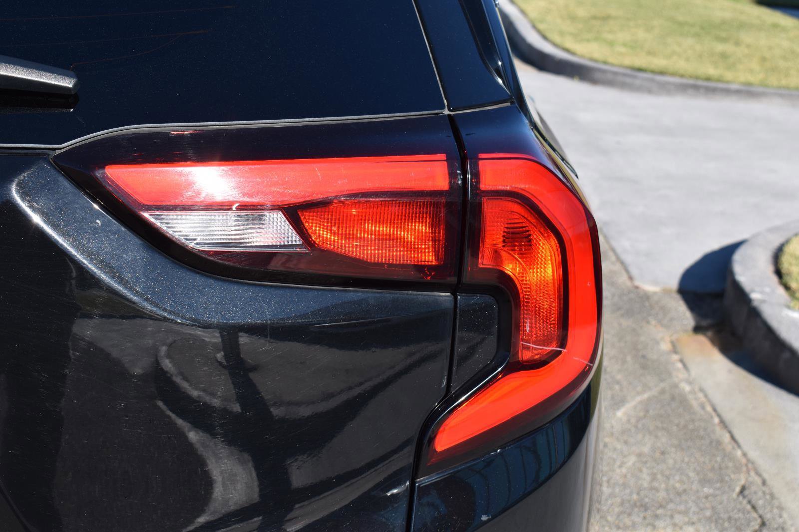 Used 2020 GMC Terrain SLT image 8