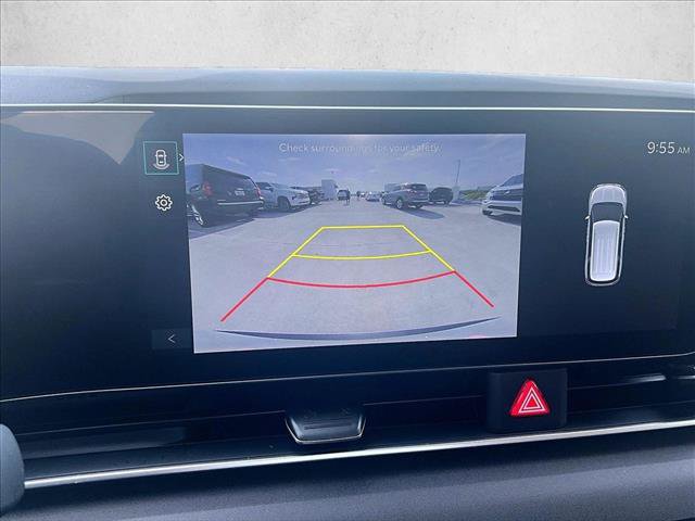 Used 2025 Kia Carnival EX FWD image 23
