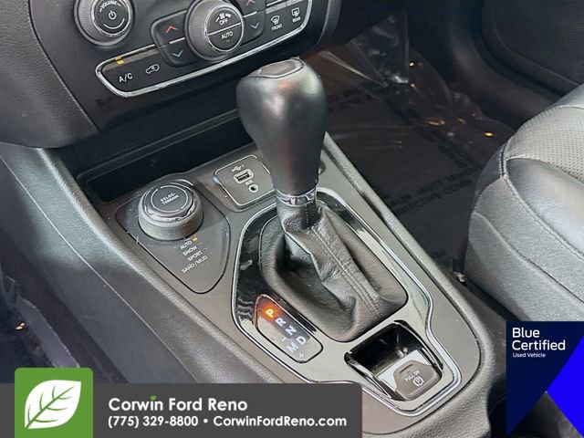 Used 2022 Jeep Cherokee Limited w/ Elite Package AWD/4WD image 21