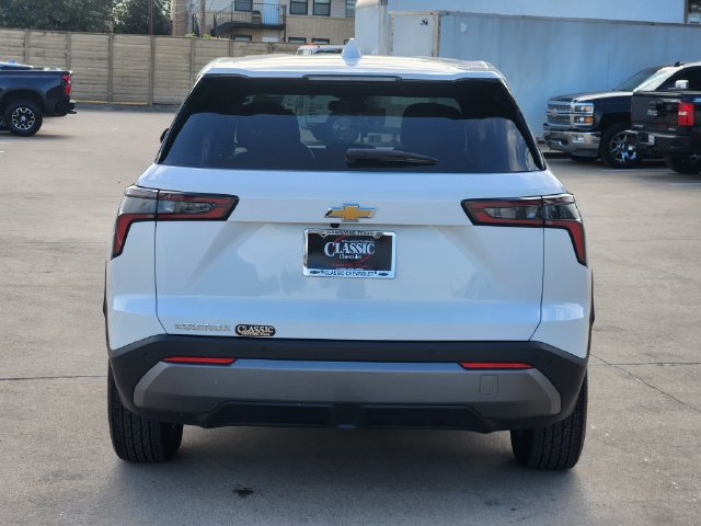Used 2026 Chevrolet Equinox LT FWD image 13