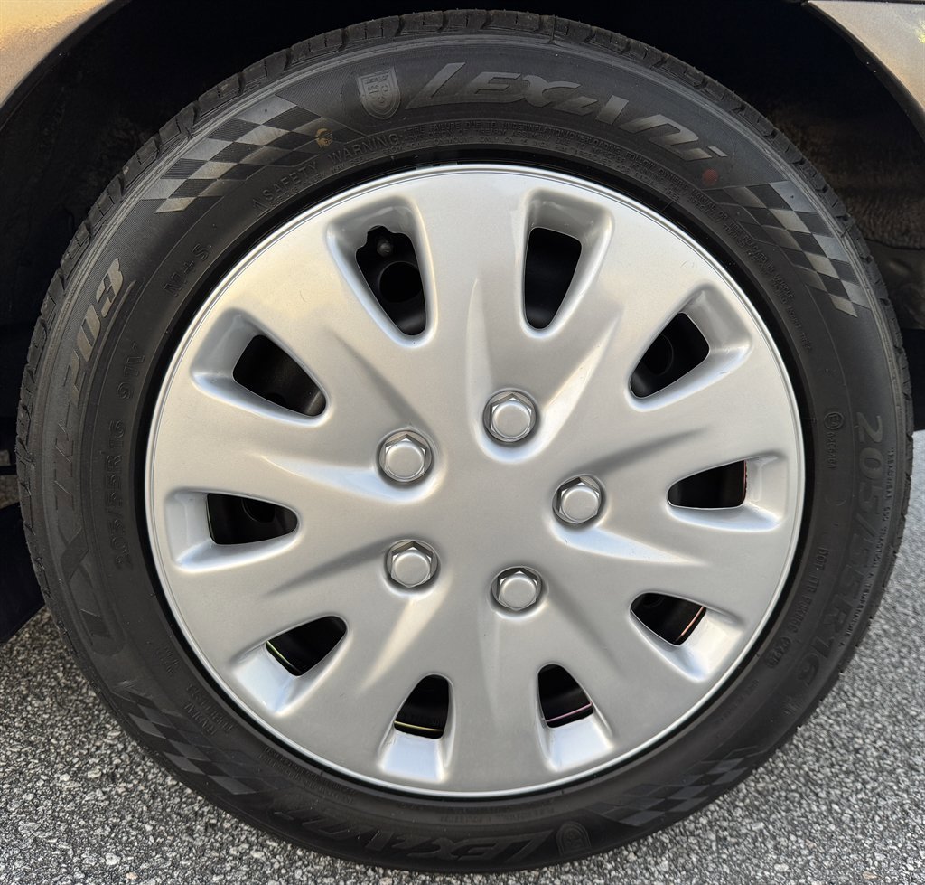 Used 2010 Honda Civic LX image 28