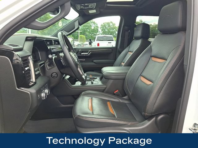 Used 2024 GMC Sierra 1500 AT4 w/ Technology Package AWD/4WD image 2