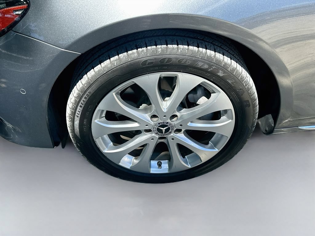 Certified 2018 Mercedes-Benz E 300 image 32