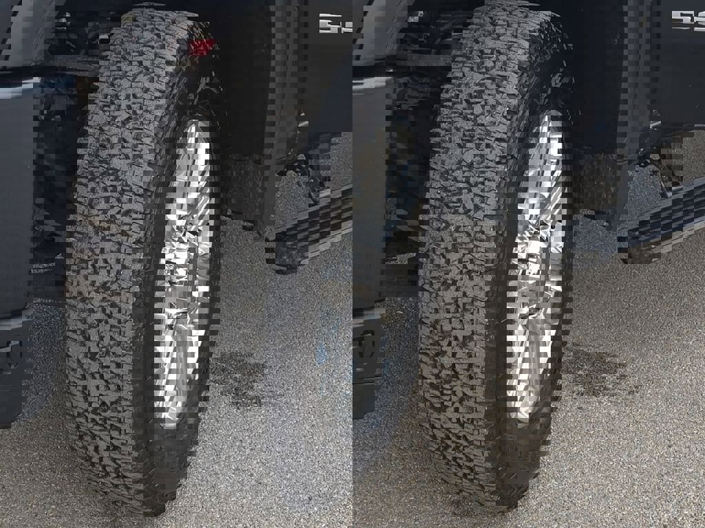 Used 2023 GMC Sierra 2500 Denali image 29