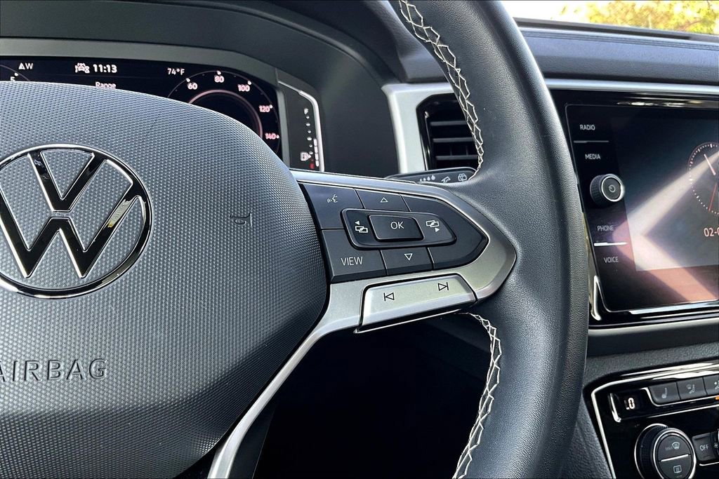 Used 2022 Volkswagen Atlas Cross Sport SE w/ Panoramic Sunroof Package image 12