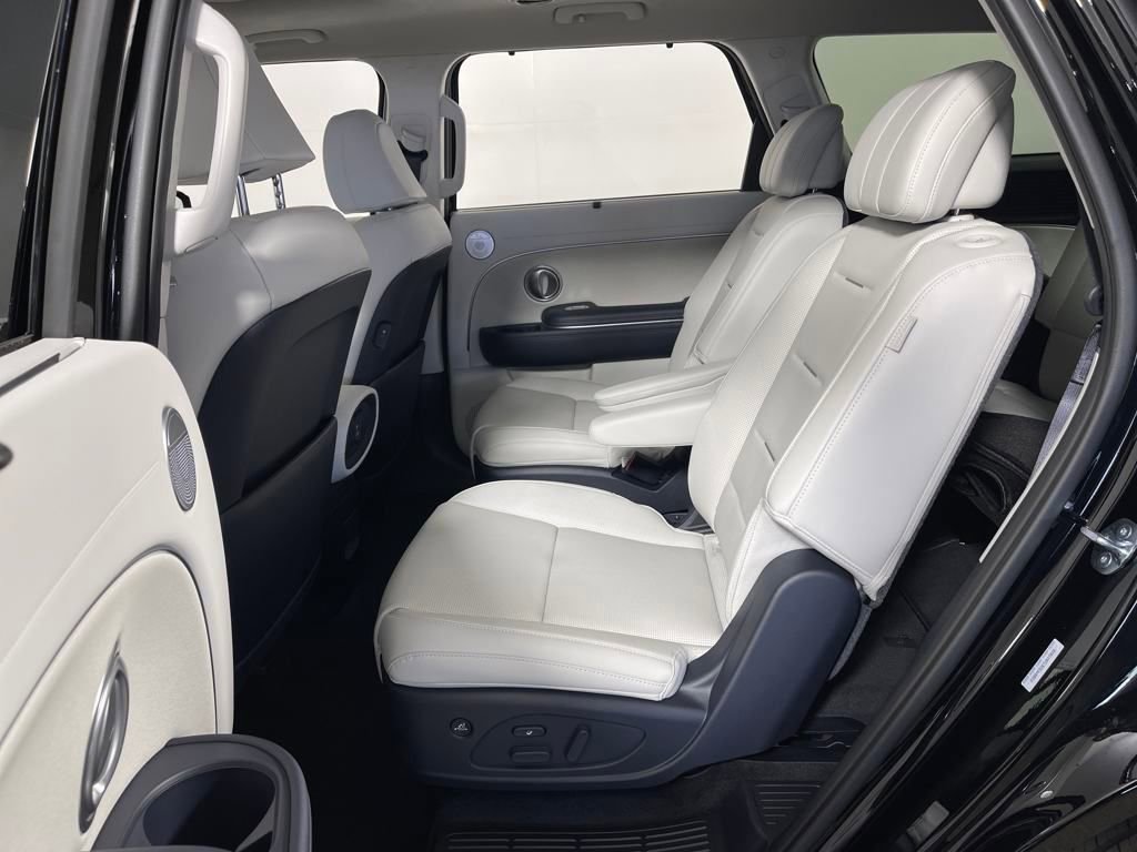 New 2026 Hyundai Palisade Calligraphy image 13