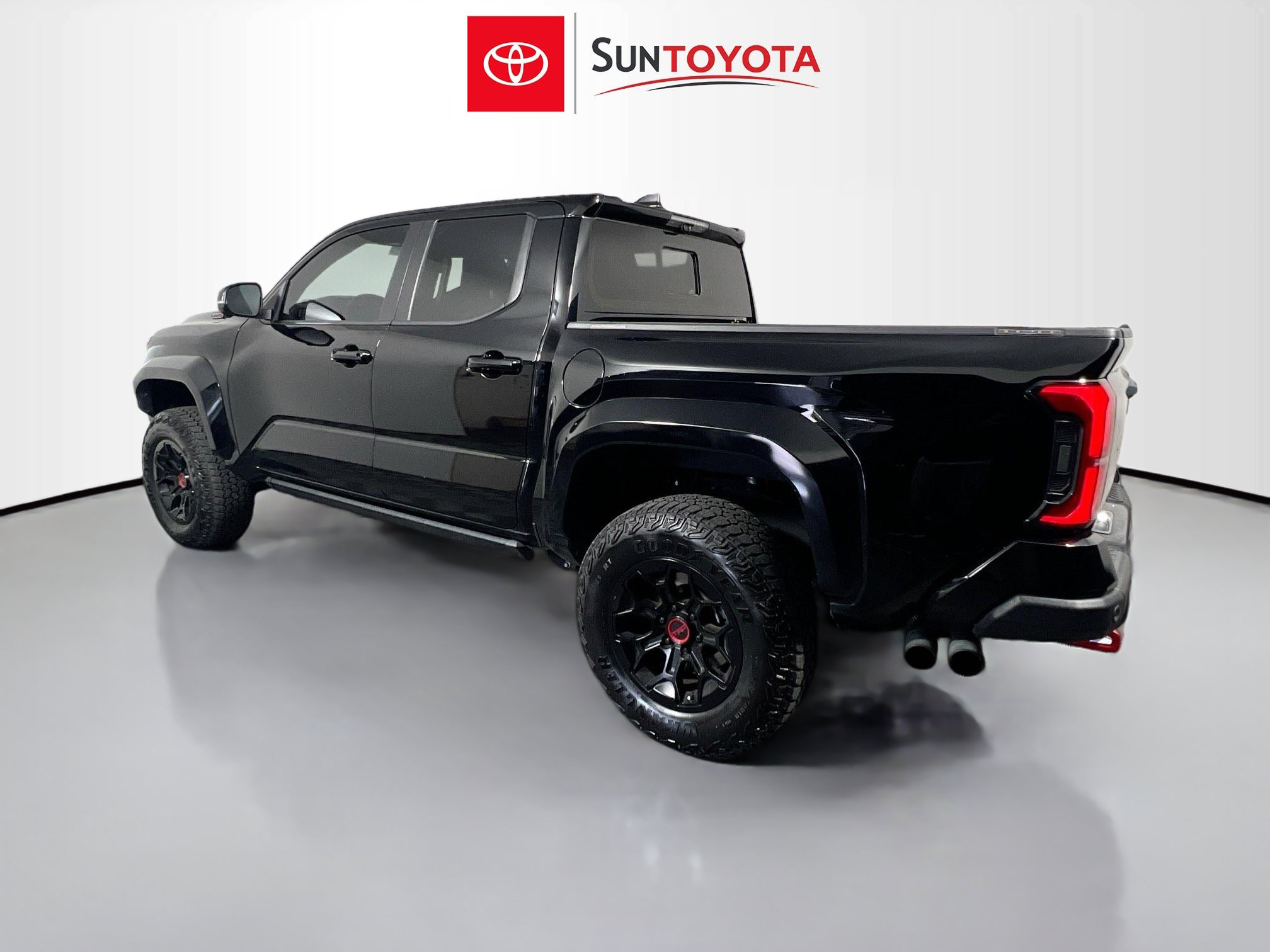 Used 2024 Toyota Tacoma TRD Pro AWD/4WD image 6