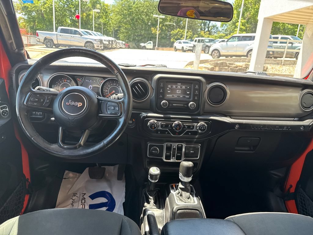 Used 2018 Jeep Wrangler Unlimited Sport S AWD/4WD image 12